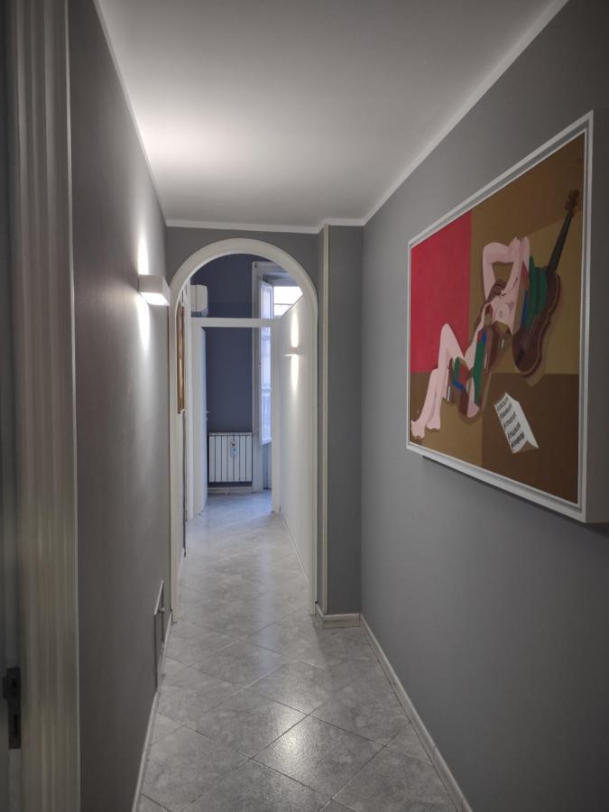Central Apartment A Due Passi Dal Porto Палермо Екстериор снимка