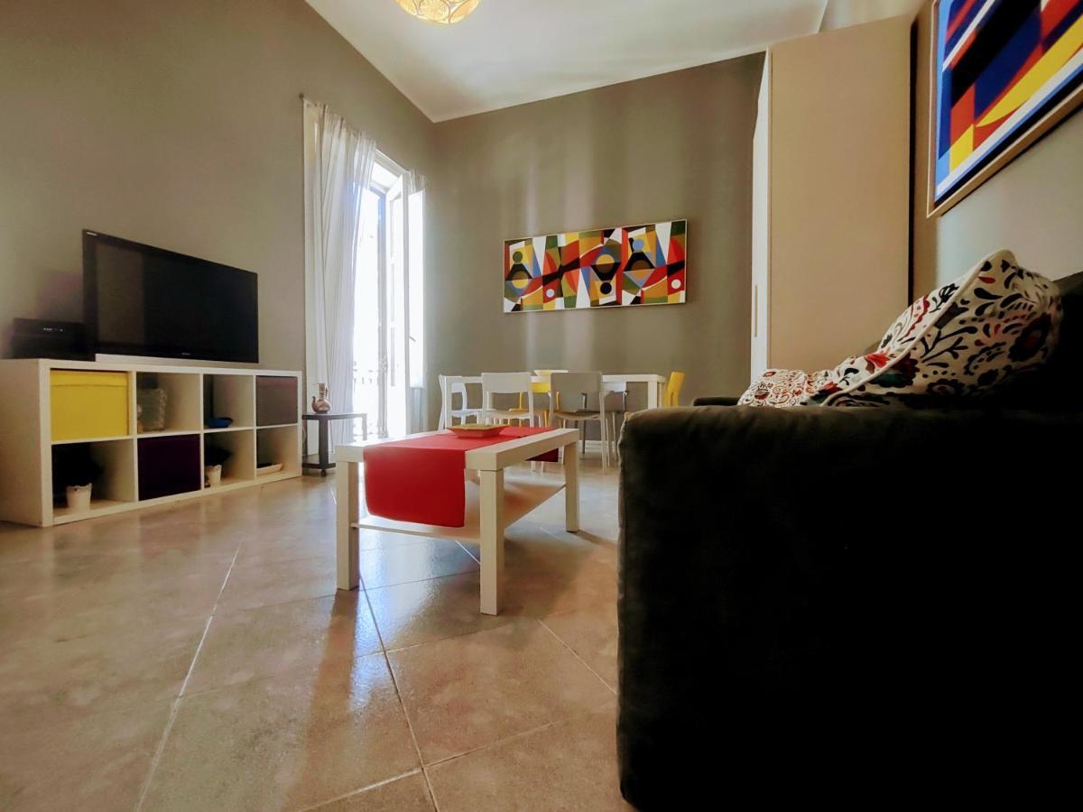 Central Apartment A Due Passi Dal Porto Палермо Екстериор снимка