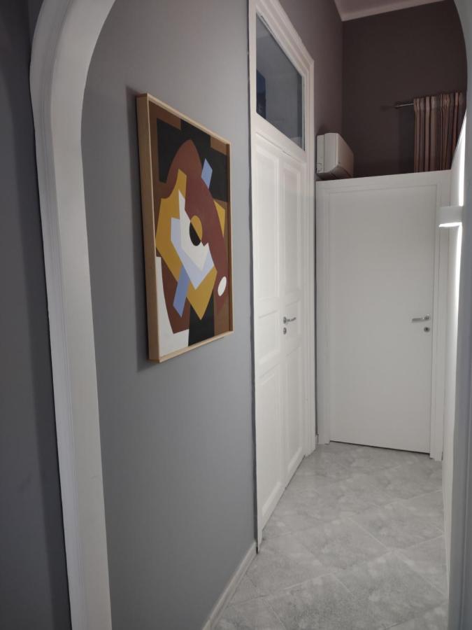 Central Apartment A Due Passi Dal Porto Палермо Екстериор снимка
