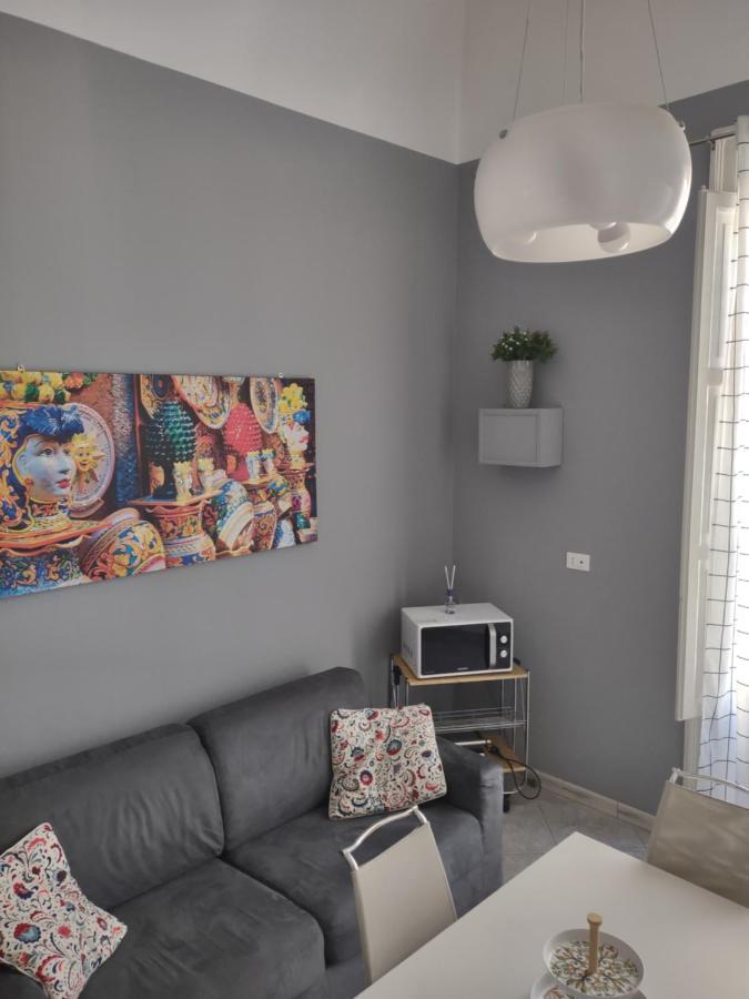 Central Apartment A Due Passi Dal Porto Палермо Екстериор снимка